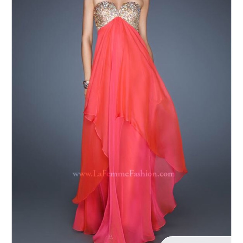 La femme dress